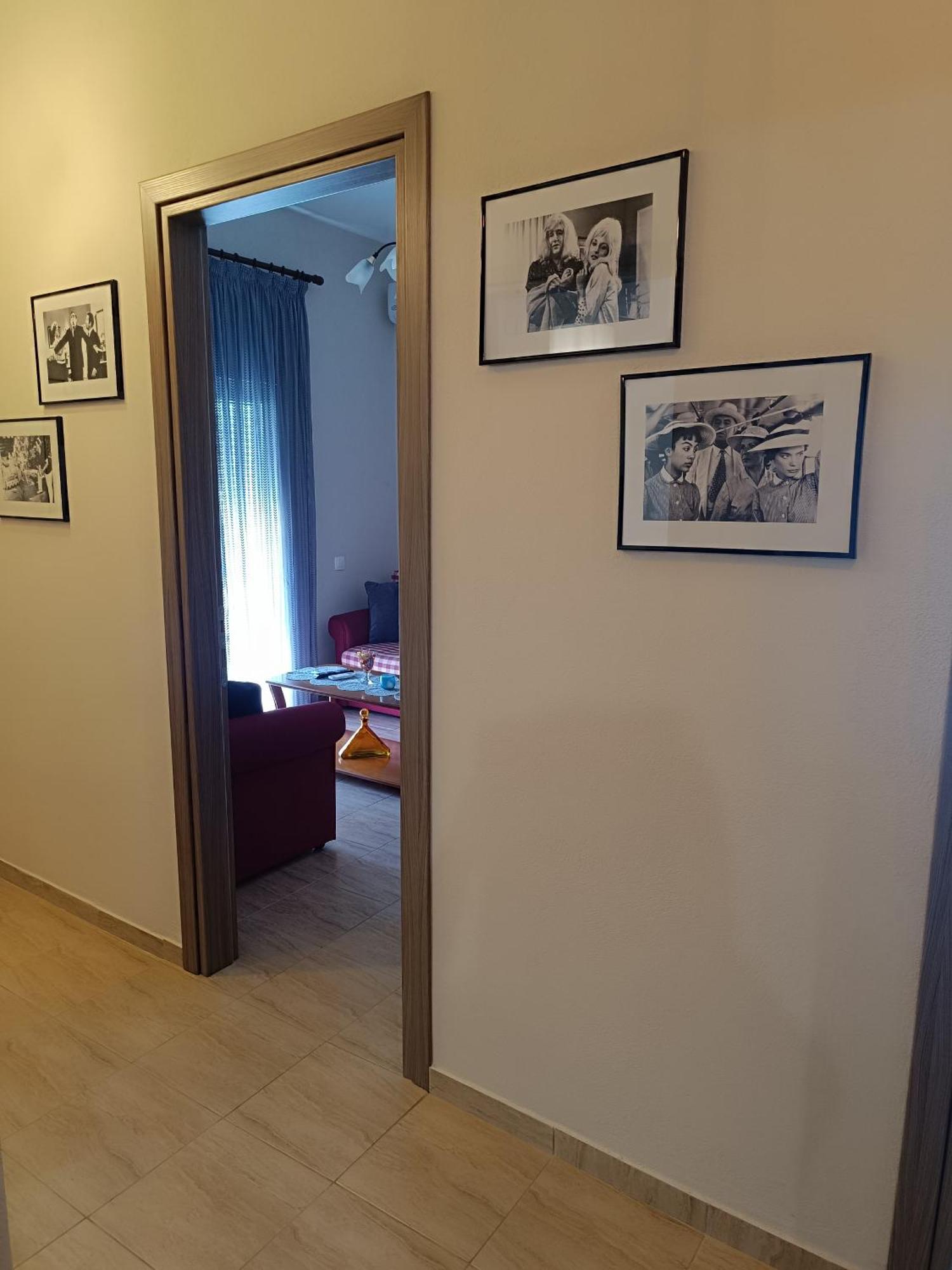 Panos House - High Luxury Apartment Trikala  Bagian luar foto